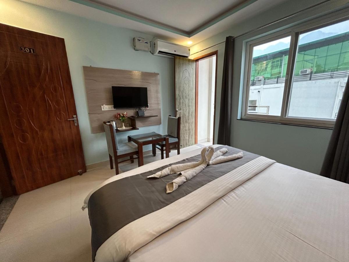 Hotel Kaanha Residency Inn By Shree Krishna Hospitality Rishīkesh Εξωτερικό φωτογραφία
